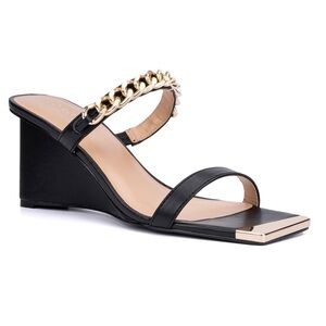 NWOT Torgeis Magnifica Wedge Heel Sandal